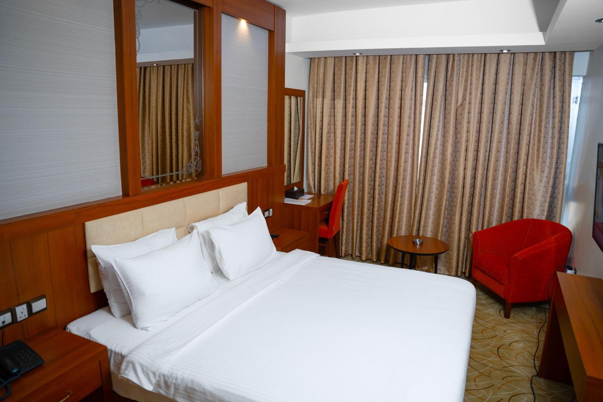Shaheen Hotel Baghdād Екстериор снимка